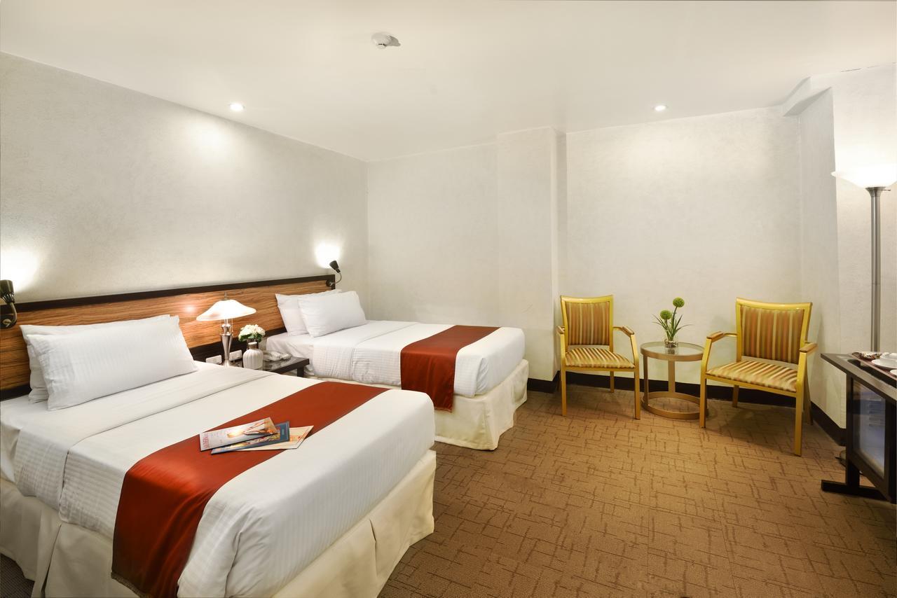 D Circle Hotel Manilla Buitenkant foto