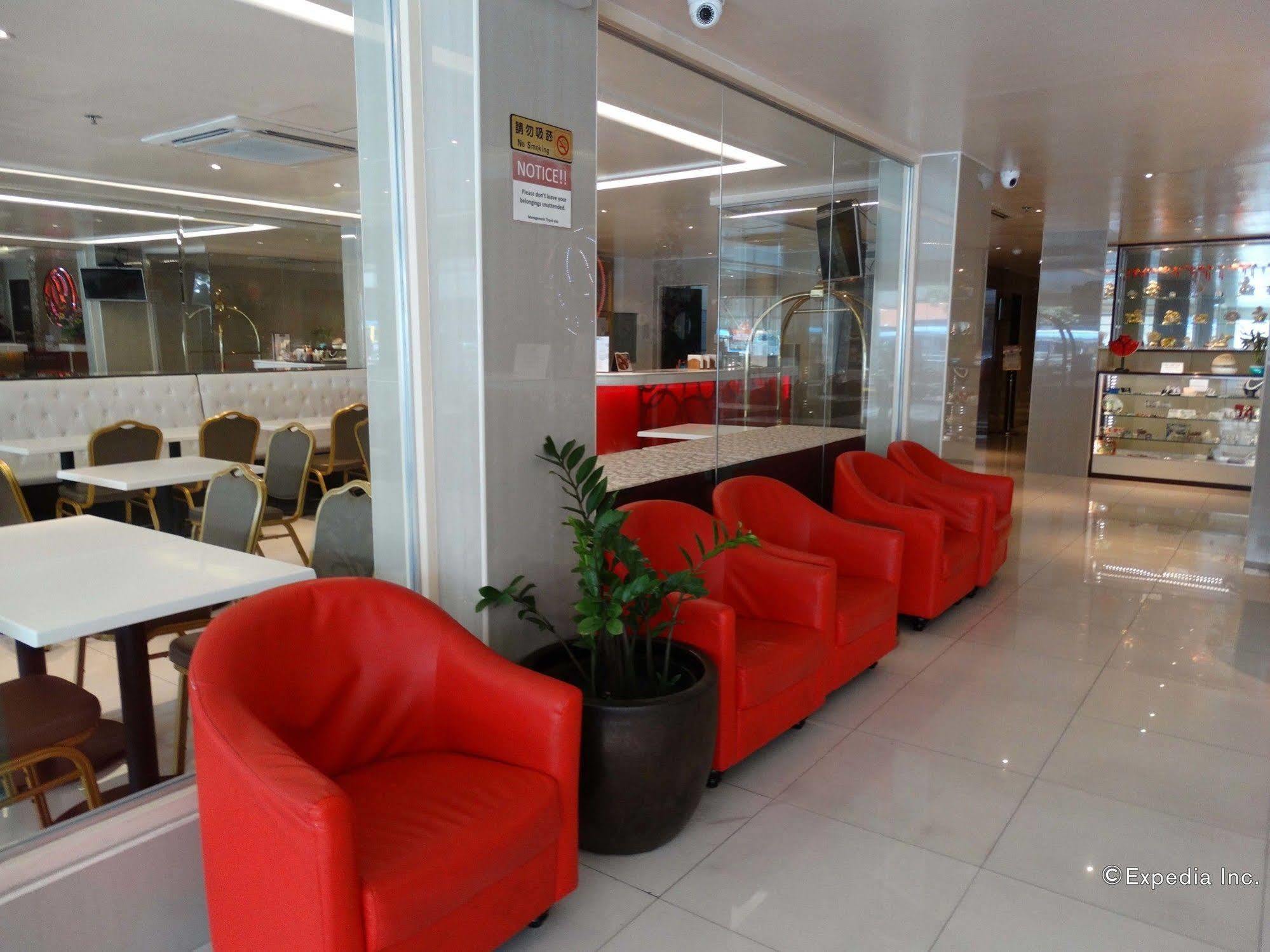 D Circle Hotel Manilla Buitenkant foto