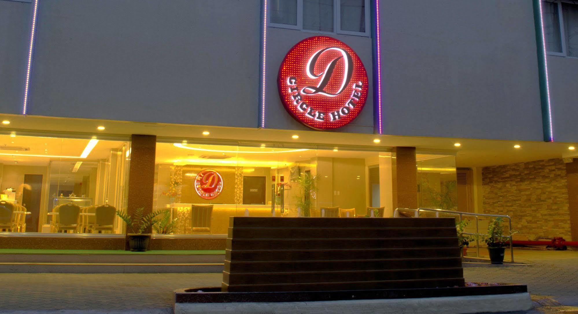 D Circle Hotel Manilla Buitenkant foto
