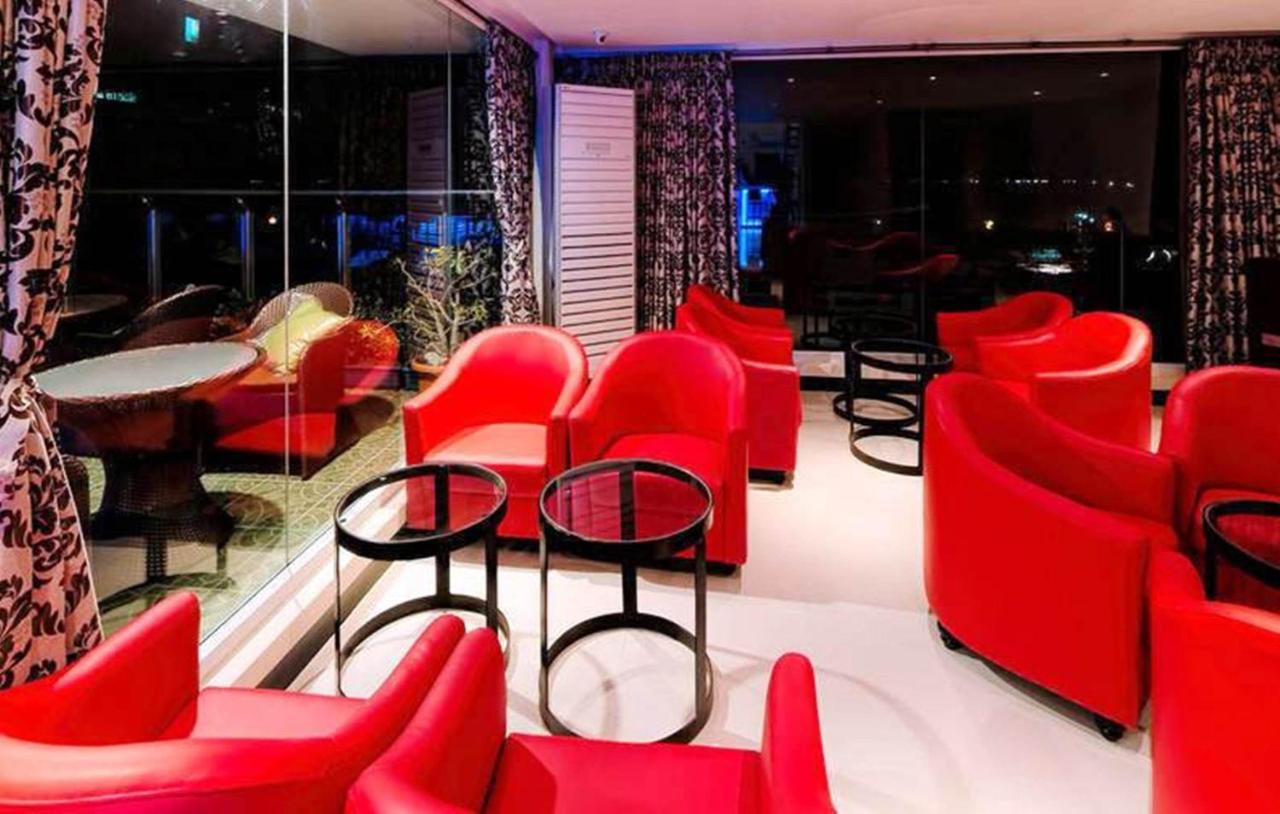 D Circle Hotel Manilla Buitenkant foto